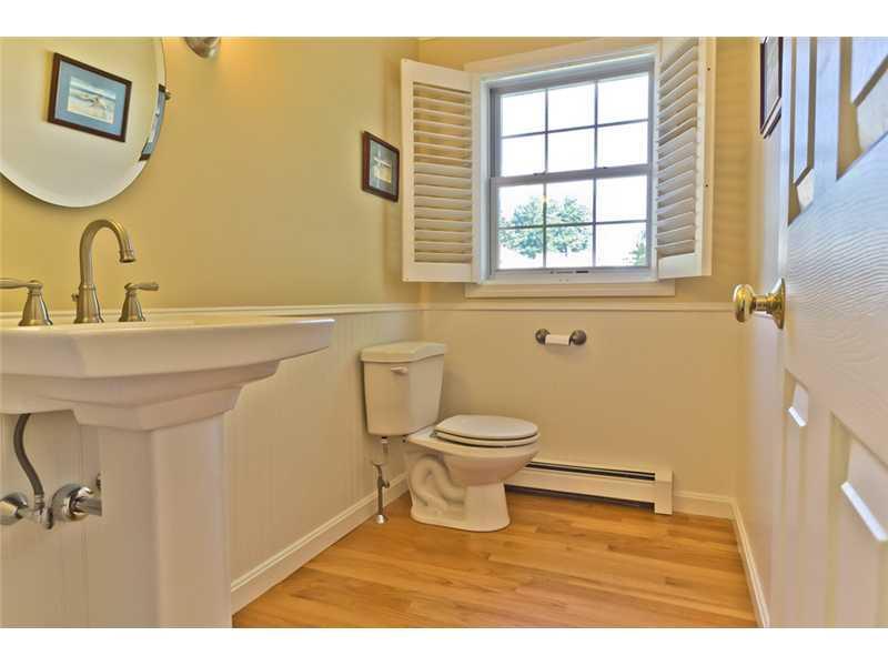 194 Cottage Road South Portland, ME 04106 - Photo 8 of 22 Bathroom.