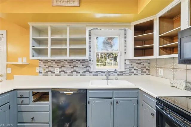 $265,000 | 805 Lynn Dee Drive, Winston-Salem, NC 27106