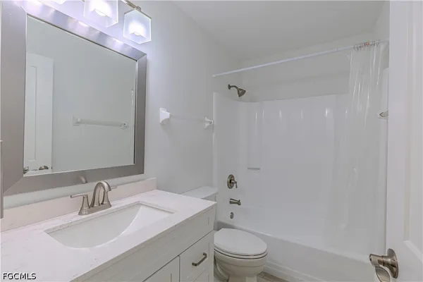 $1,850 | 2722 Southwest 54th Terrace, Unit C, Cape Coral, FL 33914