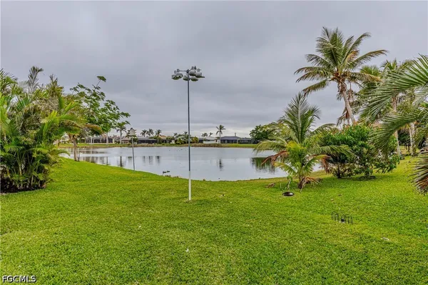 $1,850 | 2722 Southwest 54th Terrace, Unit C, Cape Coral, FL 33914