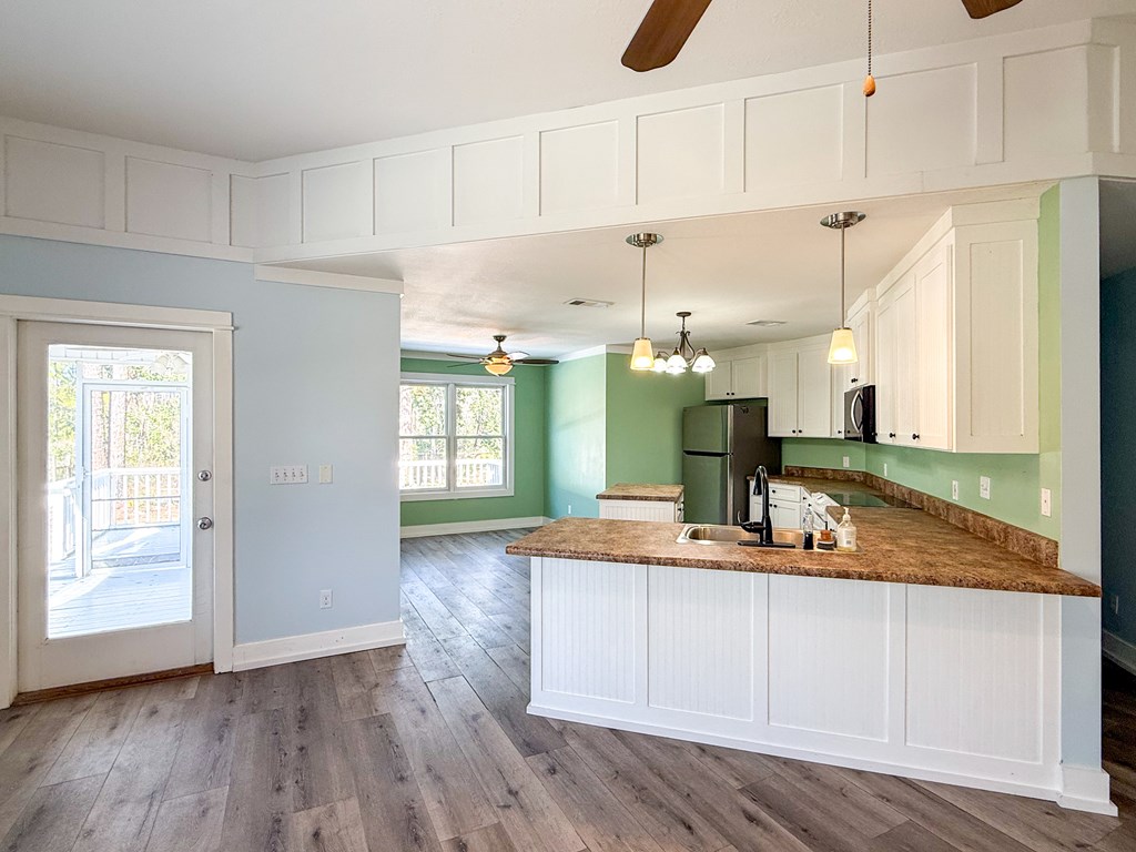 119 Old Ferry Dock Road Eastpoint, FL 32328 - Photo 7 of 48 Gallery Image 7