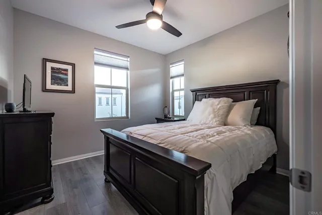 $1,100,000 | 1728 Vly Oak Way, Oceanside, CA 92056