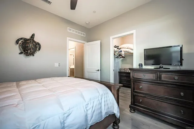 $1,100,000 | 1728 Vly Oak Way, Oceanside, CA 92056