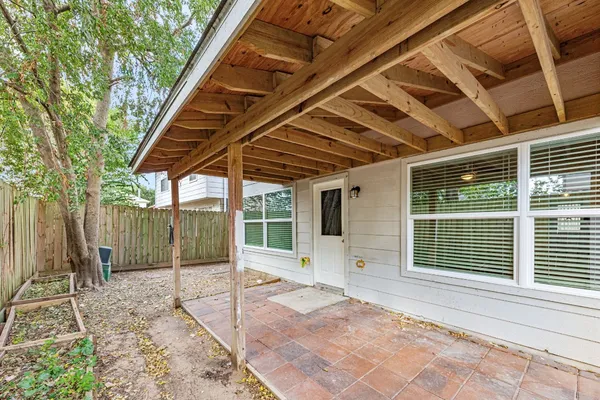 $2,200 | 11843 Sunny Stream Drive, Tomball, TX 77375