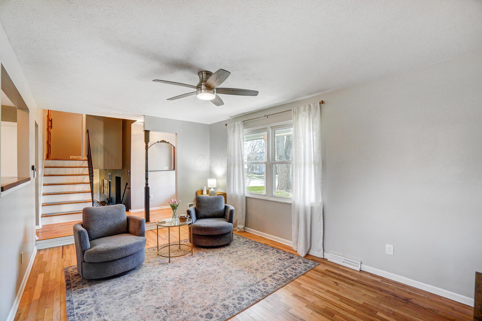 2444 Merbrook Road Columbus, OH 43235 - Photo 5 of 50 7_009