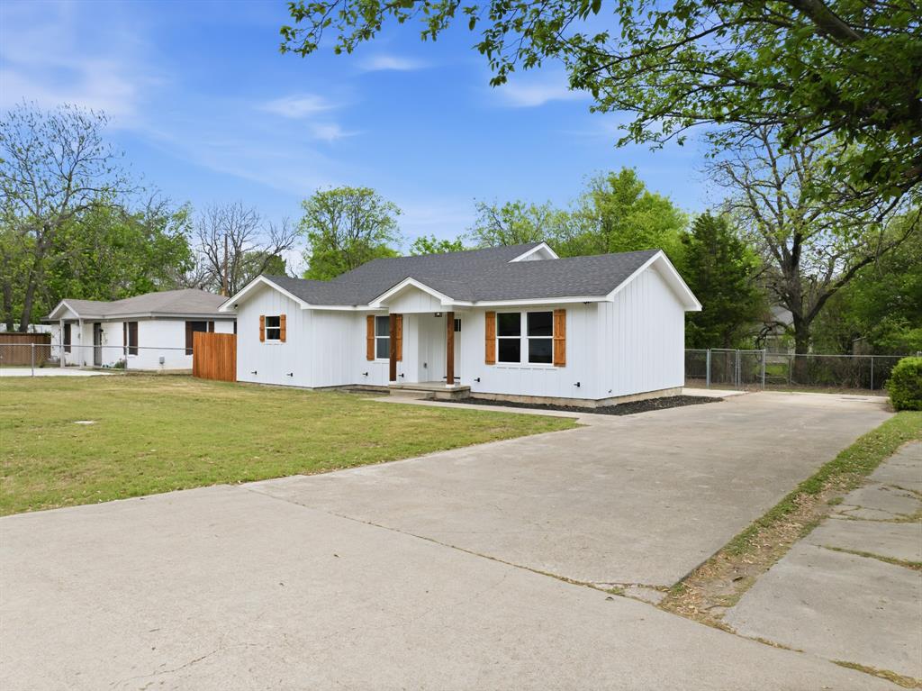1019 East Walnut Street Hillsboro, TX 76645 - Photo 3 of 28