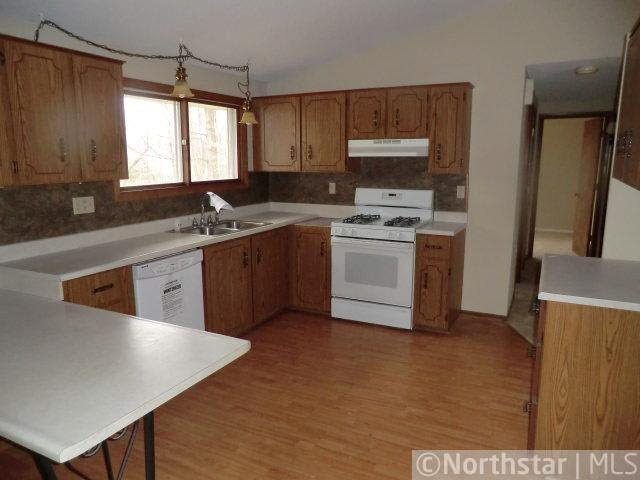 201 South Blanding Woods Road St. Croix Falls, WI 54024 - Photo 2 of 8