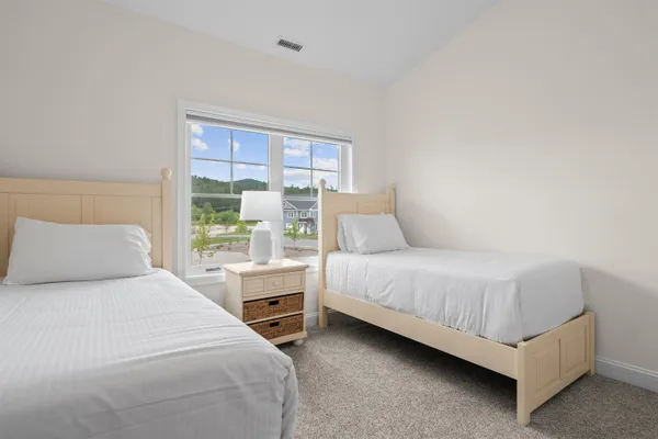 $799,000 | 7 Ryan Road, Unit B, Thornton, NH 03285