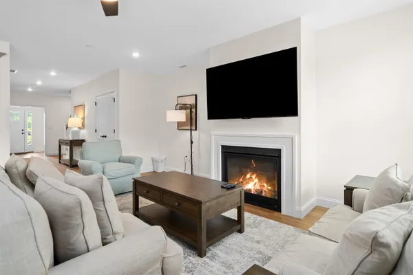 $799,000 | 7 Ryan Road, Unit B, Thornton, NH 03285