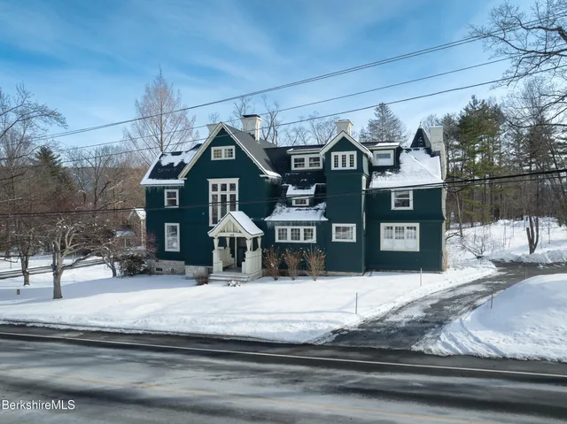 $1,195,000 | 148 South Street, Williamstown, MA 01267