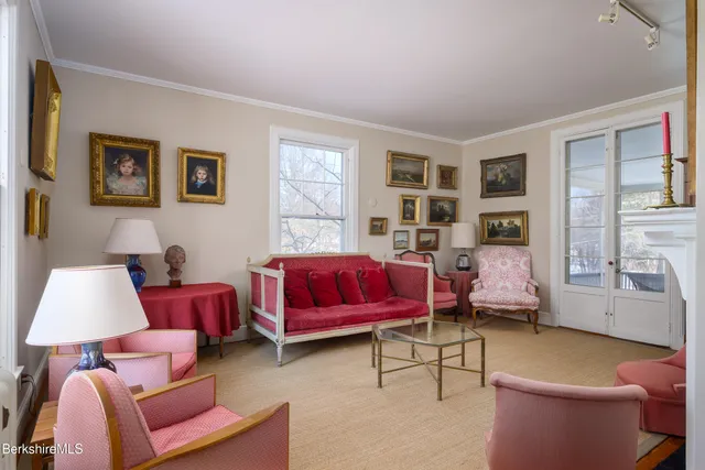 $1,195,000 | 148 South Street, Williamstown, MA 01267