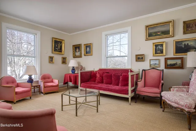 $1,195,000 | 148 South Street, Williamstown, MA 01267