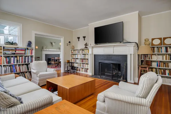 $1,195,000 | 148 South Street, Williamstown, MA 01267