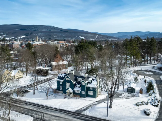 $1,195,000 | 148 South Street, Williamstown, MA 01267