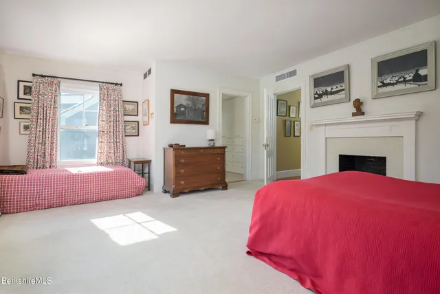 $1,195,000 | 148 South Street, Williamstown, MA 01267