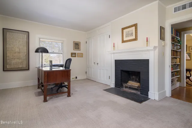 $1,195,000 | 148 South Street, Williamstown, MA 01267