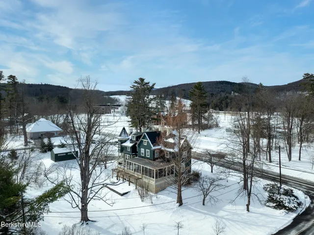 $1,195,000 | 148 South Street, Williamstown, MA 01267