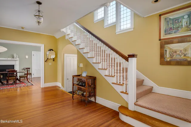 $1,195,000 | 148 South Street, Williamstown, MA 01267