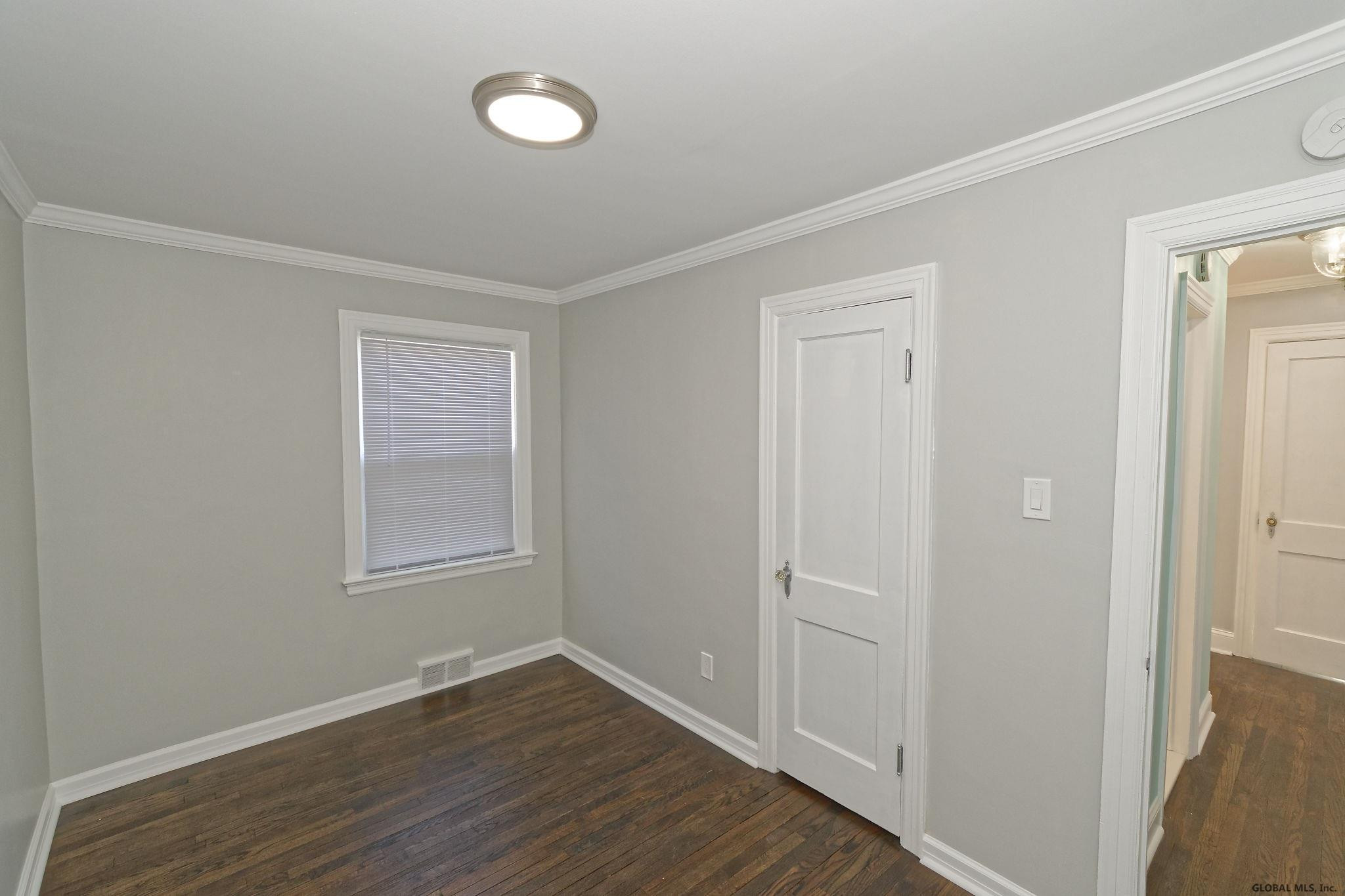 318 Sullivan Road Schenectady, NY 12304 - Photo 21 of 32 Photo 21