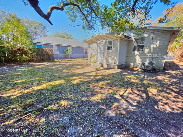 $1,025 | 916 West 25th Street, Jacksonville, FL 32209