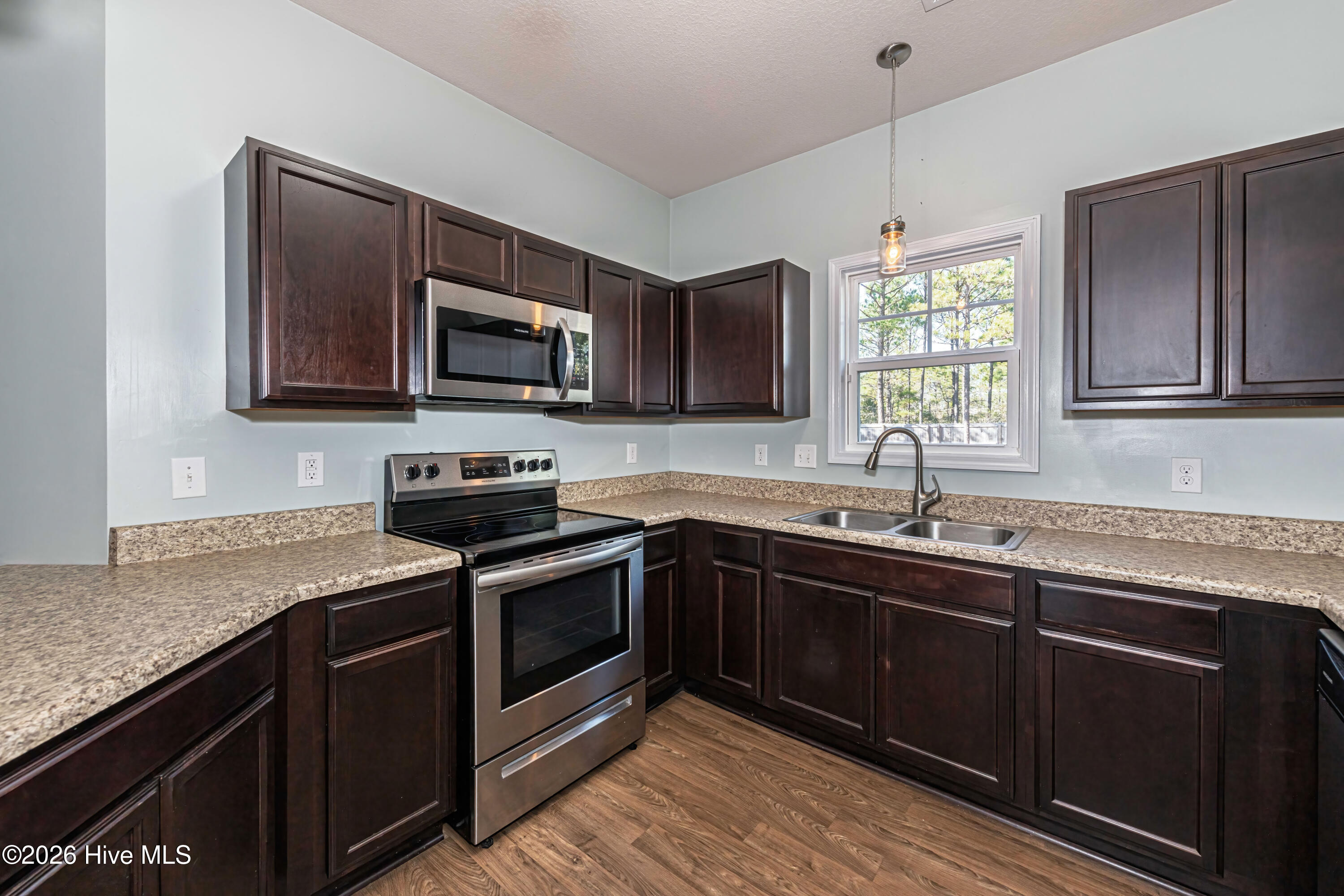 341 Frisco Way Holly Ridge, NC 28445 - Photo 13 of 61 Kitchen