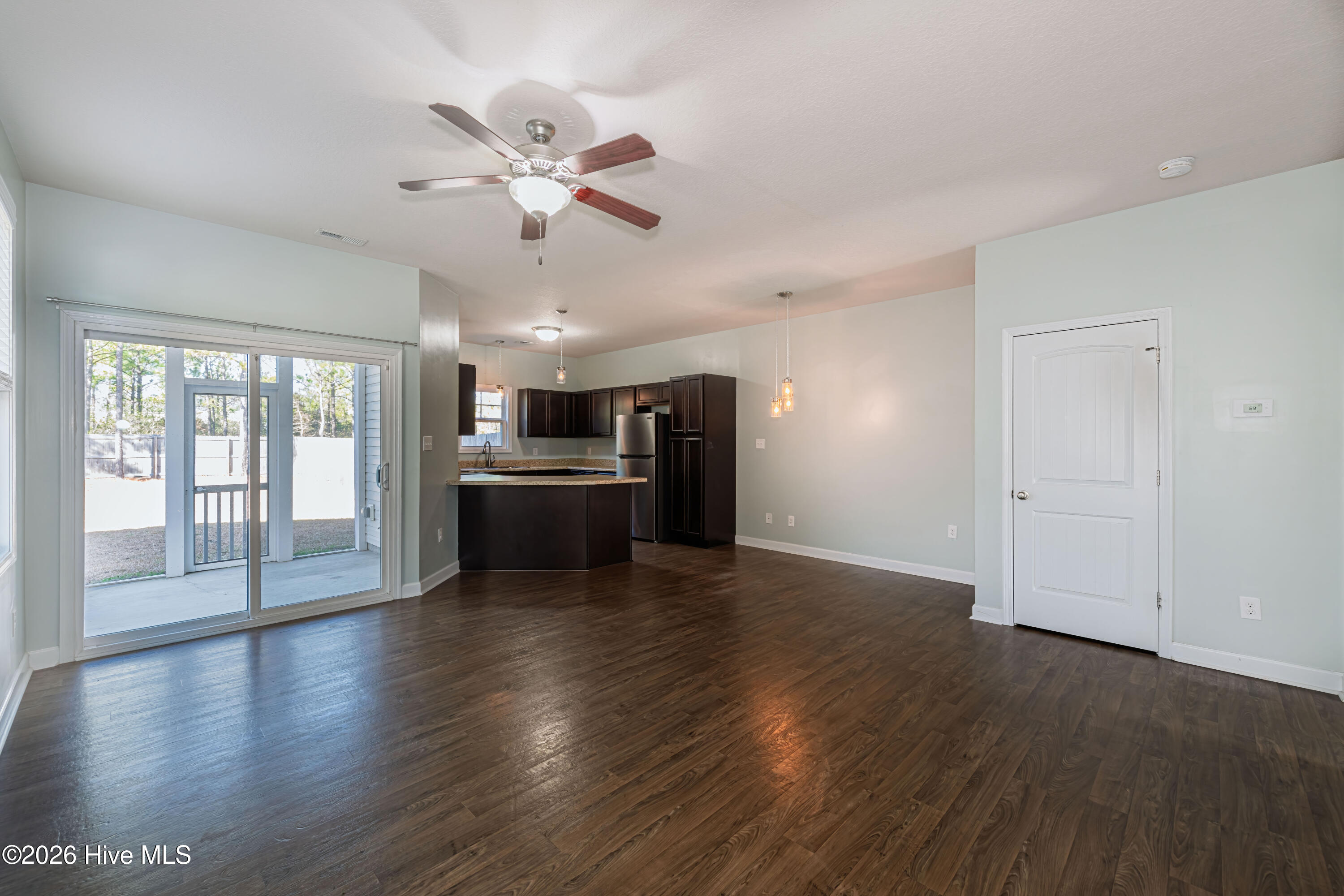341 Frisco Way Holly Ridge, NC 28445 - Photo 8 of 61 Living room