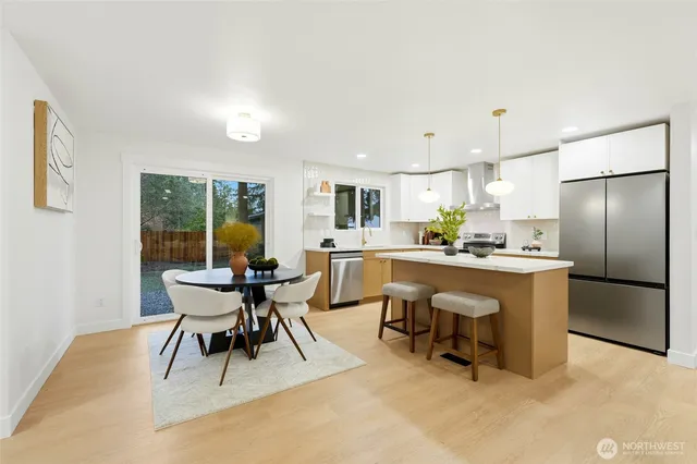 $725,000 | 13417 Meridian Place West, Everett, WA 98208