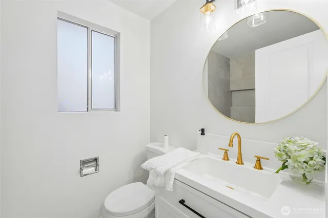 $725,000 | 13417 Meridian Place West, Everett, WA 98208