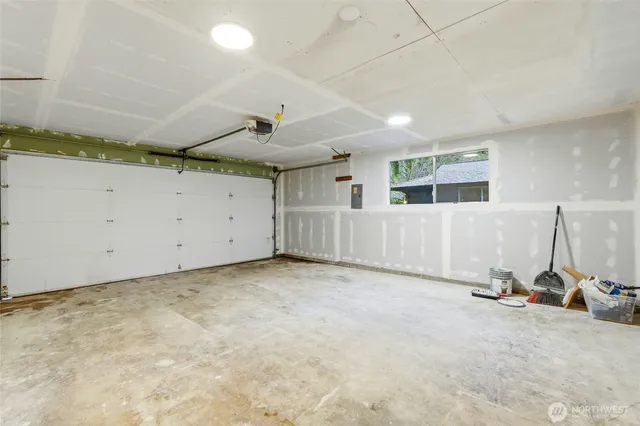 $725,000 | 13417 Meridian Place West, Everett, WA 98208