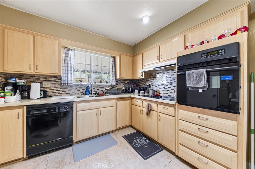 25815 Roanoke Road Menifee, CA 92586 - Photo 13 of 41 Gallery Image 13