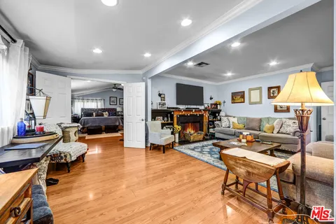 $1,195,000 | 10205 Fairgrove Avenue, Tujunga, CA 91042