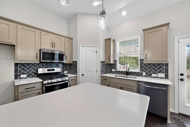 $474,900 | 12605 Iron Bridge Drive, Manchaca, TX 78652