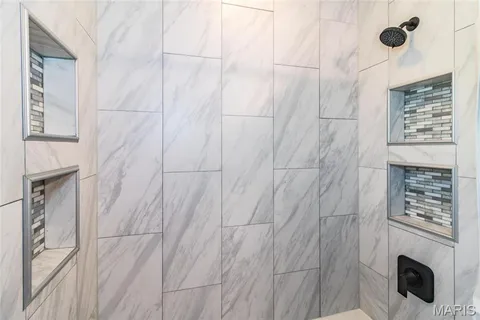 $3,695 | 123 Oakside Lane, St. Louis, MO 63122