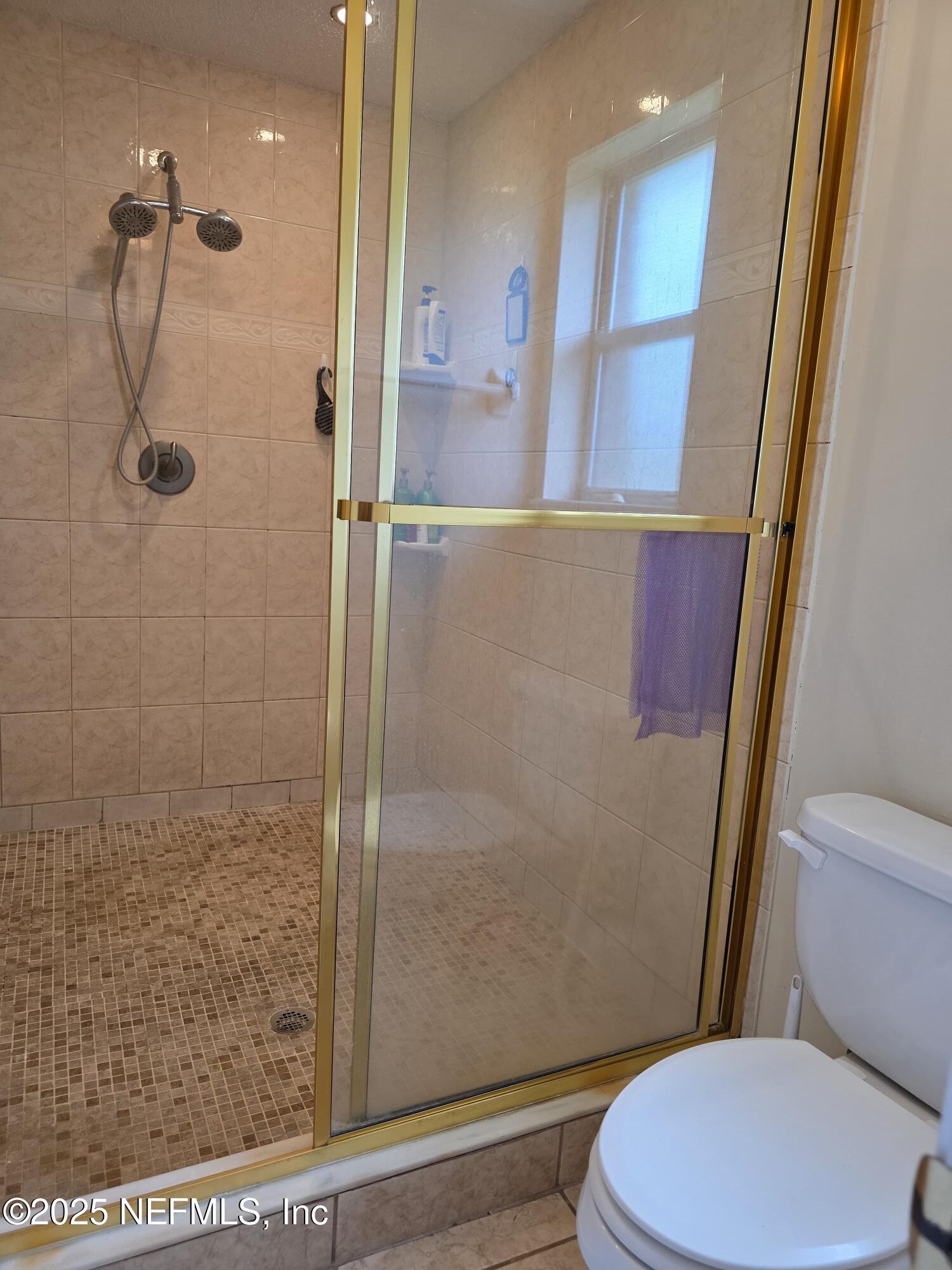 11325 Blossom Ridge Drive Jacksonville, FL 32218 - Photo 18 of 22 Primary Bathroom