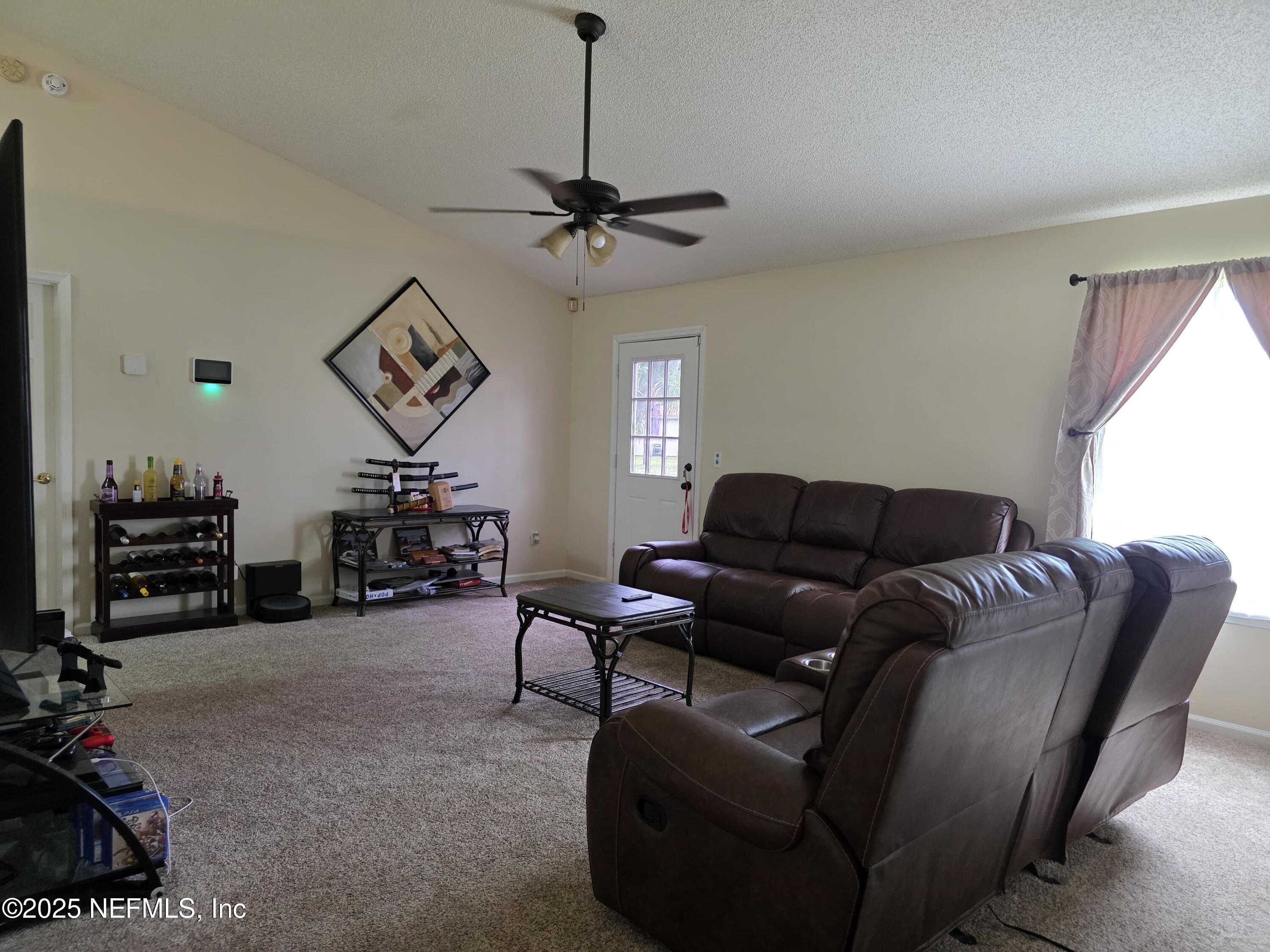 11325 Blossom Ridge Drive Jacksonville, FL 32218 - Photo 3 of 22 Living Room