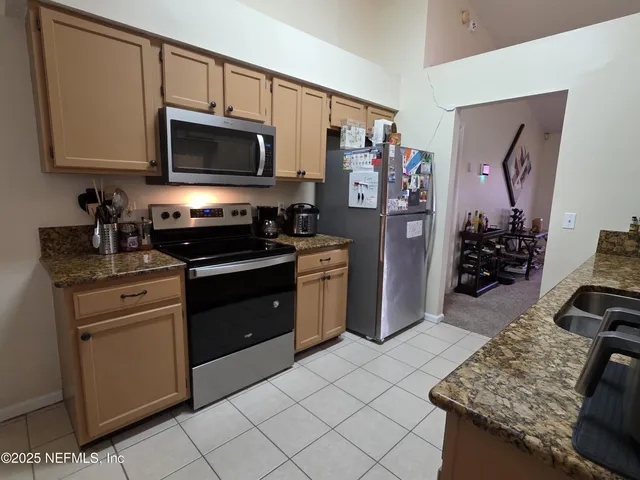 $269,500 | 11325 Blossom Ridge Drive, Jacksonville, FL 32218