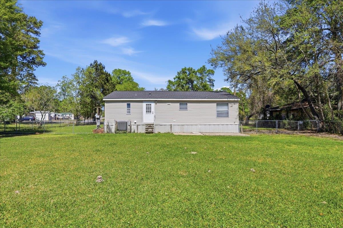385 West Davis Loop Vidor, TX 77662 - Photo 26 of 28