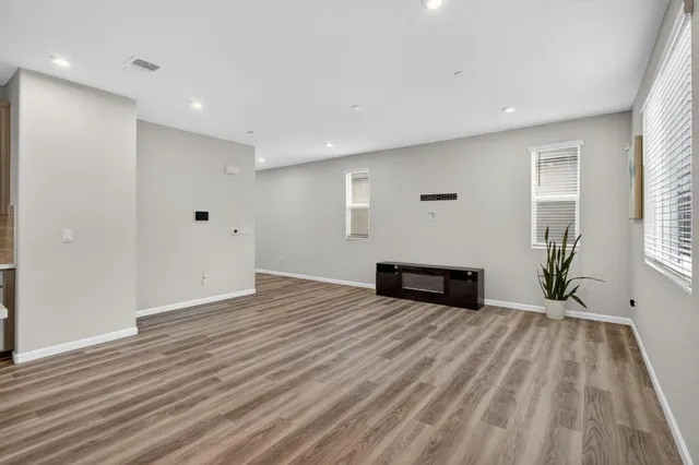 $582,000 | 9453 Del Seis Drive, Sacramento, CA 95829