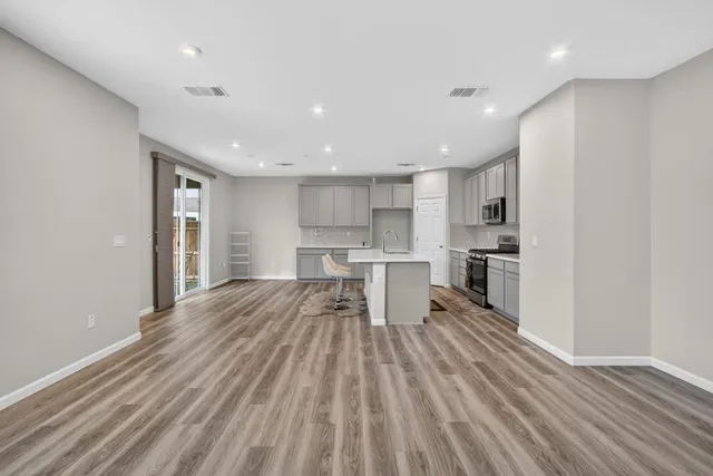 $582,000 | 9453 Del Seis Drive, Sacramento, CA 95829