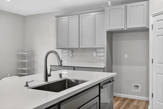 $582,000 | 9453 Del Seis Drive, Sacramento, CA 95829