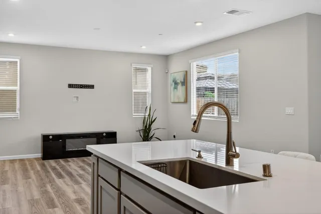 $582,000 | 9453 Del Seis Drive, Sacramento, CA 95829