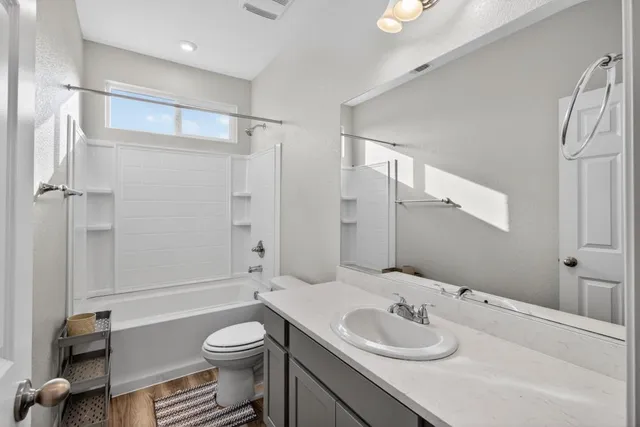 $582,000 | 9453 Del Seis Drive, Sacramento, CA 95829