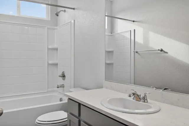 $582,000 | 9453 Del Seis Drive, Sacramento, CA 95829