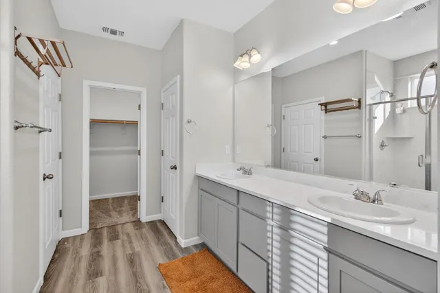 $582,000 | 9453 Del Seis Drive, Sacramento, CA 95829