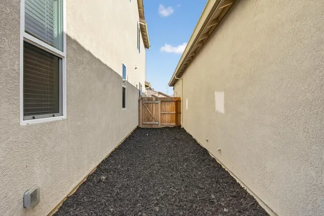 $582,000 | 9453 Del Seis Drive, Sacramento, CA 95829