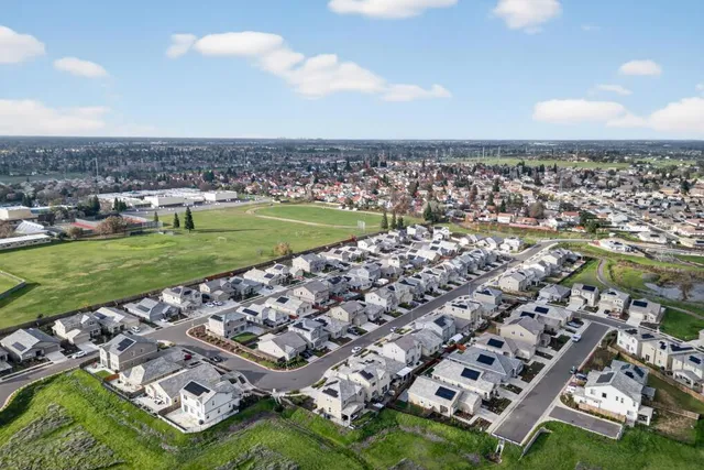 $582,000 | 9453 Del Seis Drive, Sacramento, CA 95829