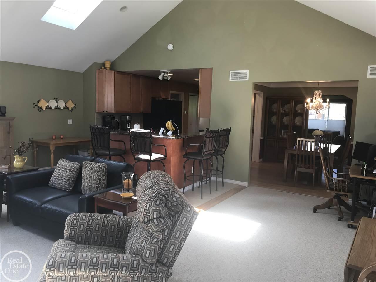 1962 Littlestone Road Grosse Pointe Woods, MI 48236 - Photo 9 of 25
