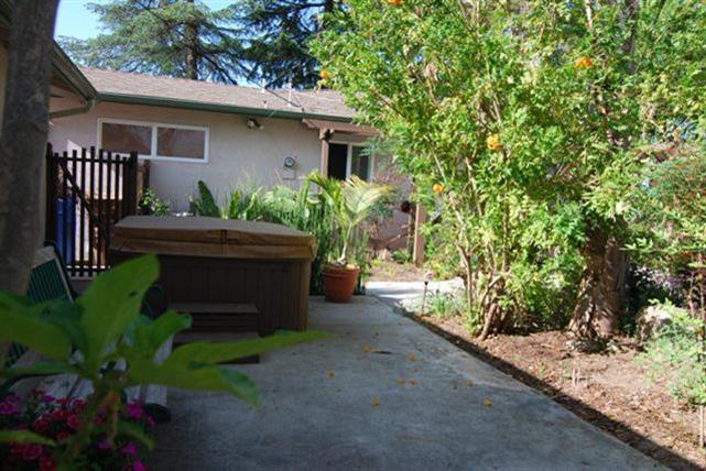 200 North Rice Road Ojai, CA 93023 - Photo 10 of 21 a front view of a house with garden