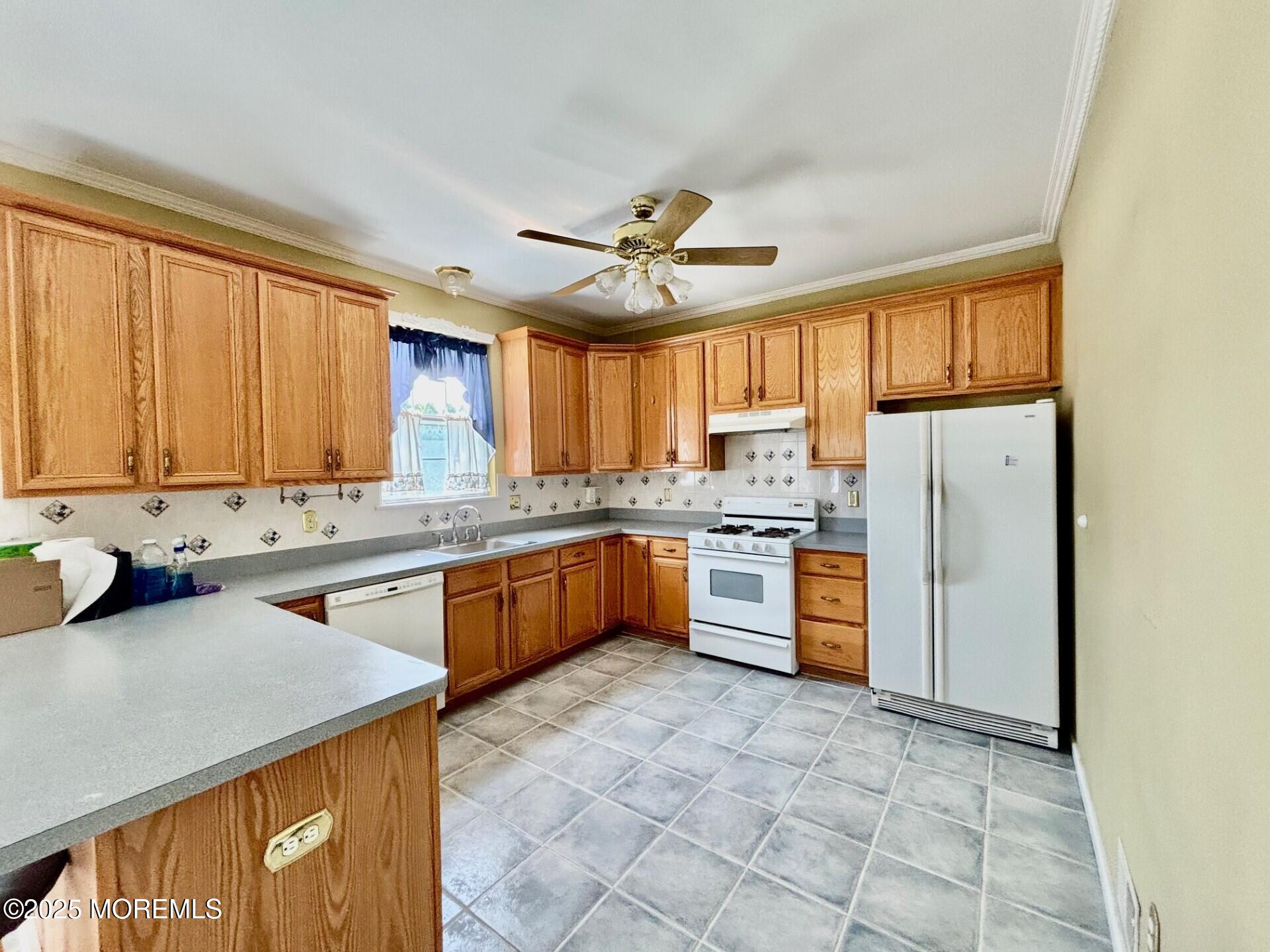 15 Hannah Lee Road Barnegat, NJ 08005 - Photo 6 of 31 thumbnail_IMG_8178
