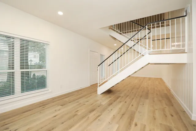 $2,800 | 1115 Augusta Drive, Unit A2, Houston, TX 77057